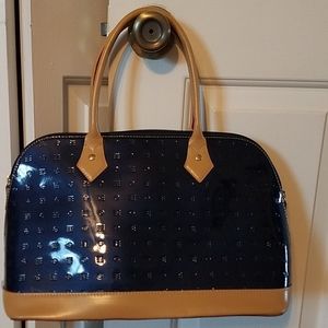 Arcadia Navy Patent Leather Satule
